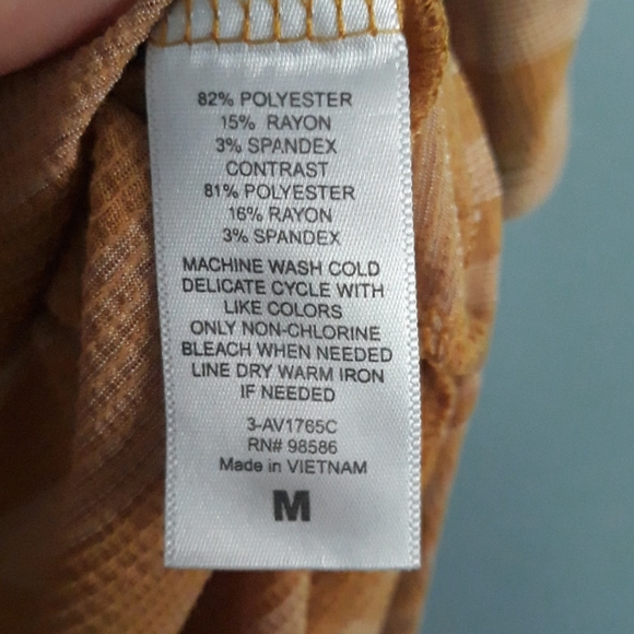 Tunic - Picture 5 of 6